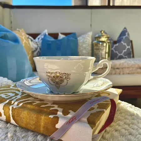 Lagoon Secret Apartment *