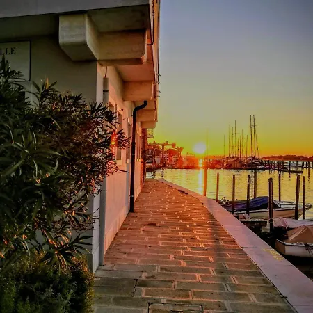 Lagoon Secret Apartman *